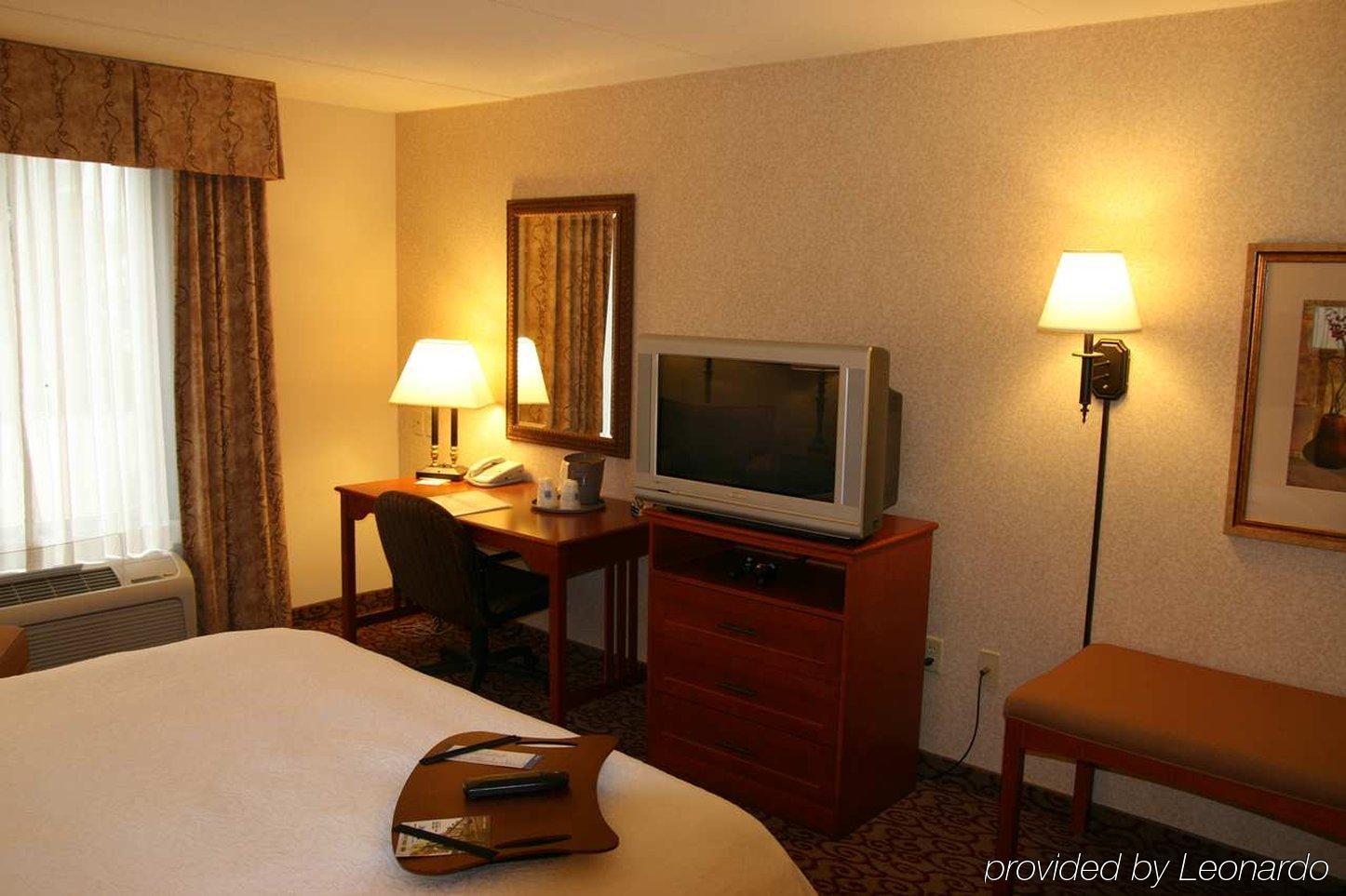 Hampton Inn Dubuque Habitación foto